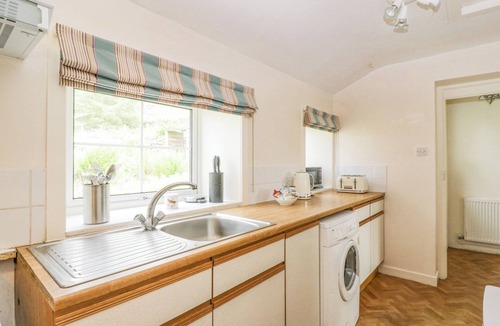 Thornhill Cottage | HIGH AUCHENBRACK, pet friendly, character holiday cottage in Moniaive