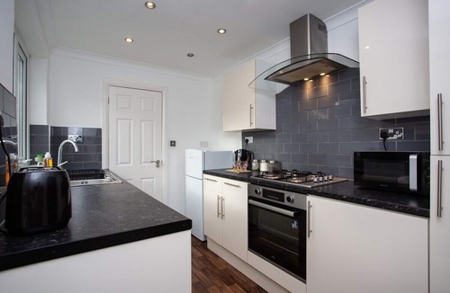 Sunderland House | High Barnes Haven: 3BR Retreat