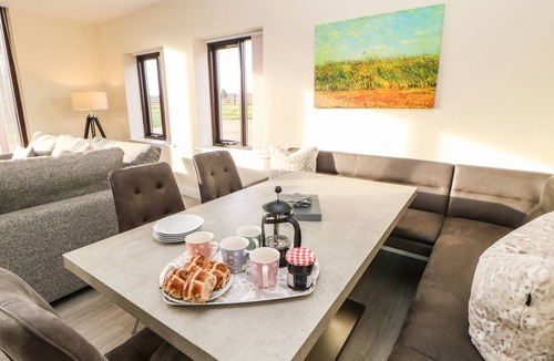 Witton Gilbert Cottage | HIGH CHURCH HILL, pet friendly, with hot tub in Witton Gilbert