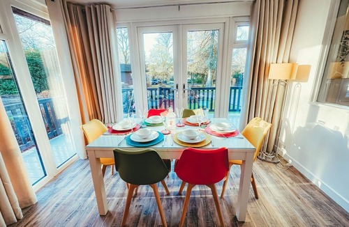 Kilmun Cabin | Highland Coo Lodge Dunoon