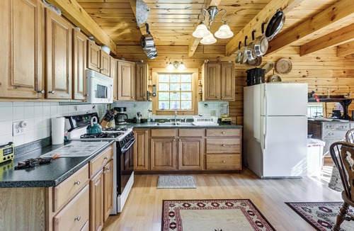 Machias House | Hike, Explore & Unwind: Rustic Maine Getaway