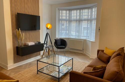 Wooler House | Hill Garth Cottage - 2 Bed with Wood Burning Hot Tub