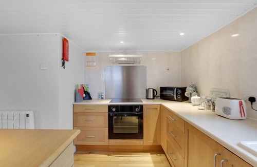 Henshaw Cottage | Hill House Hideaway - North East Escapes