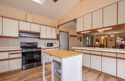 Hill City Cabin | Hill Lake Hideaway, 2-Bedroom Cabin on Hill Lake