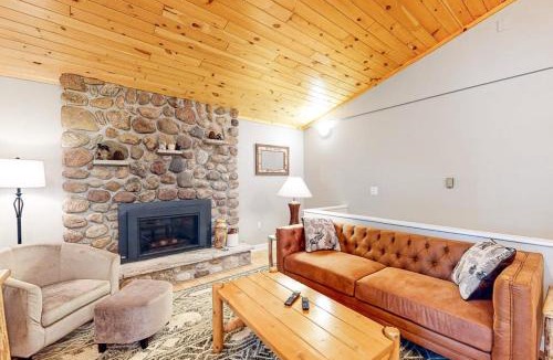 Arbor Vitae House | Hillis House