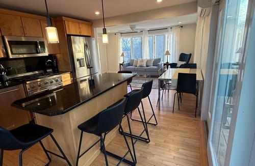 Provincetown House | Hilltop East End Retreat w/Studio/Office space