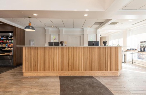 Auburn Hotel | Hilton Garden Inn Auburn Riverwatch
