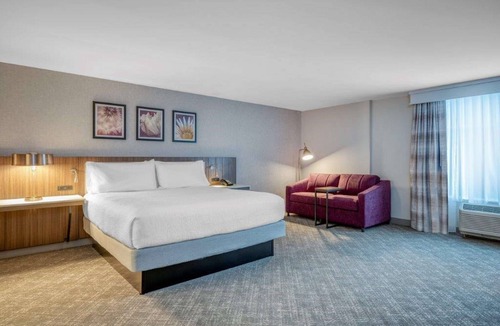 Orient Heights Hotel | Hilton Garden Inn Boston Logan Airport
