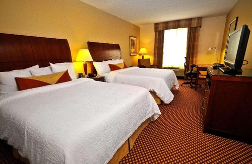 Erie Hotel | Hilton Garden Inn Erie