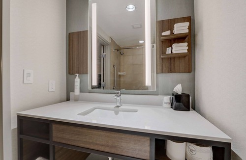Pike Hotel | Hilton Garden Inn Indianapolis Northwest