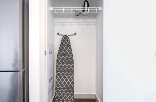 MIT Apartment | Hip 1BR, Kendall Square, Gym, Doorman, walk to MIT by Blueground