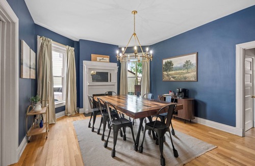 Elizabethtown House | Historic 5-bedroom house in downtown Etown