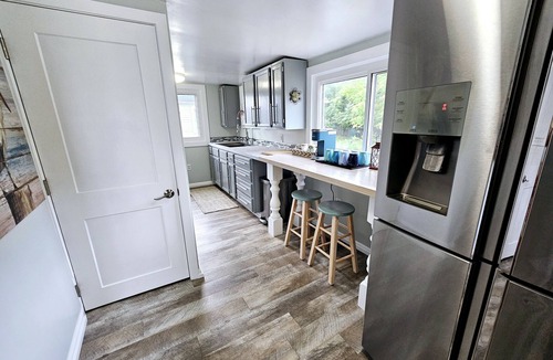 Bluffton House | Historic Beach House steps away from The Deck & across from the beach.