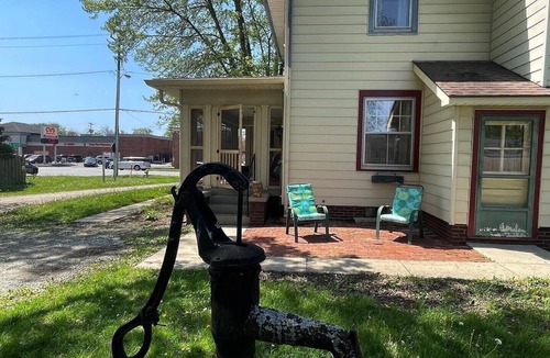 Brownsburg House | Historic Brownsburg Home- Close to parks, restaurants, and shops!