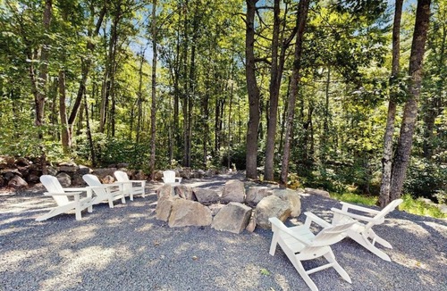 Wells House | Historic charmer with open interior, & large patio - dog-friendly