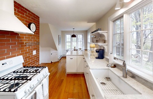 Mid-Coast and Islands House | Historic Pumpkin House located in West Harpswell