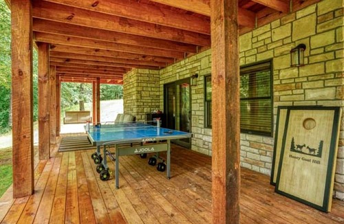 Logan Cabin | Hocking Hills Park Getaway for Family Adventures in Logan, Ohio
