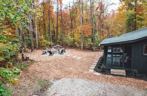 Logan Cabin | Hocking Hollows, cabin on 22 acres