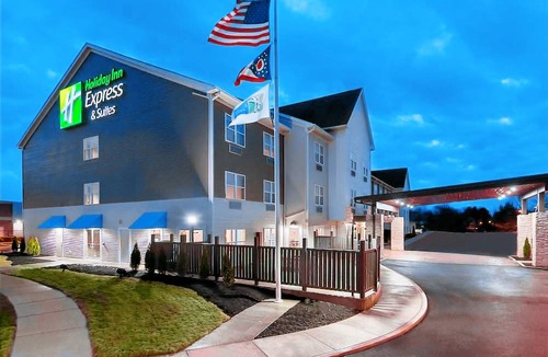 Summit Station Hotel | Holiday Inn Express & Suites - Columbus Airport East, an IHG Hotel