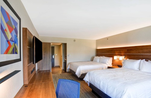 Dorchester Hotel | Holiday Inn Express Boston by IHG
