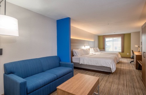 Greenville Hotel | Holiday Inn Express Hotel & Suites Greenville by IHG