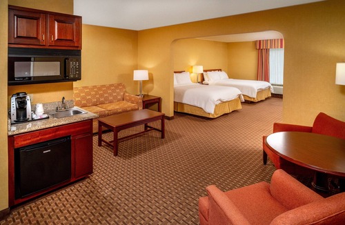 Bonnyman Hotel | Holiday Inn Express Hotel & Suites Hazard by IHG