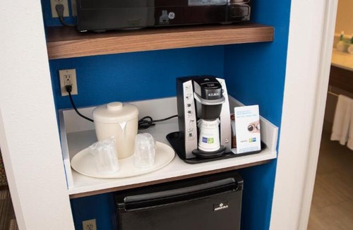 Lexington Hotel | Holiday Inn Express Hotel & Suites Lexington-Downtown University by IHG