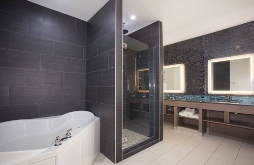 Amarillo Hotel | Holiday Inn Express & Suites Amarillo by IHG