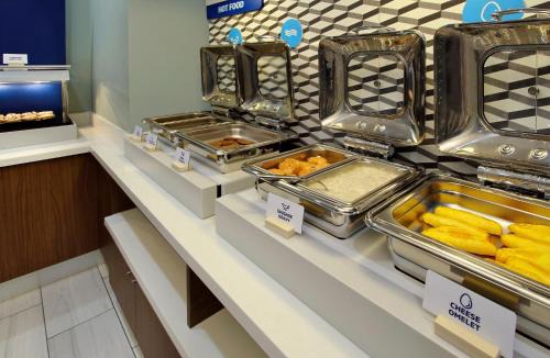 Avon Hotel | Holiday Inn Express & Suites Avon - Indianapolis by IHG