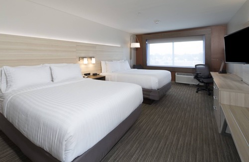 Alpena Hotel | Holiday Inn Express & Suites Alpena - Downtown by IHG