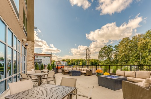 Okemos Hotel | Holiday Inn Express & Suites - Okemos - University Area, an Ihg Hotel