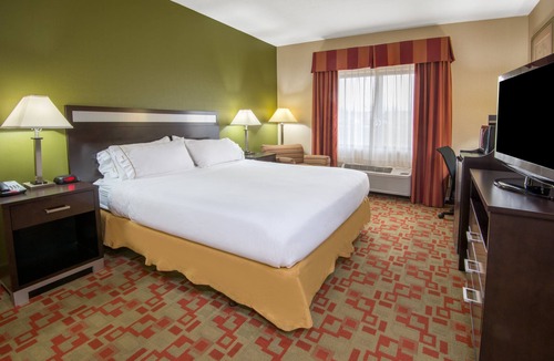 Brook Park Hotel | Holiday Inn Express Cleveland Airport - Brookpark, an IHG Hotel