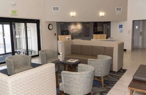 Madison Hotel | Holiday Inn Express Hotel & Suites Madison, an IHG Hotel