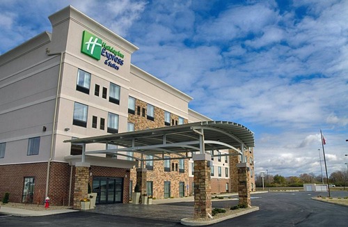 Sidney Hotel | Holiday Inn Express & Suites Sidney, an IHG Hotel