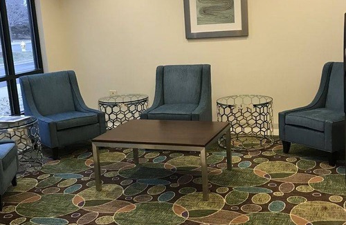 Bolingbrook Hotel | Holiday Inn Hotel & Suites Bolingbrook, an IHG Hotel