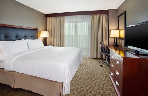 Bowling Green Hotel | Holiday Inn University Plaza-Bowling Green by IHG