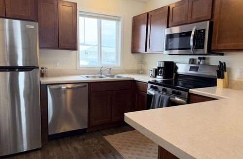Holiday Hills Villa | Holiday Village Townhomes – Unit 2