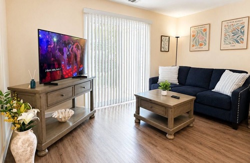 Holiday Hills Villa | Holiday Village Townhomes – 3885