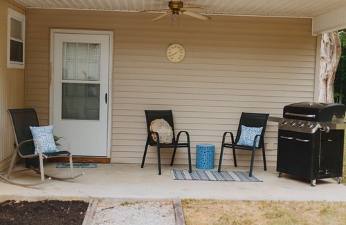 Monticello House | Home 0.2 miles from boat ramp with game room!