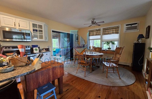Westbrook House | Home away from home in suburb of Portland