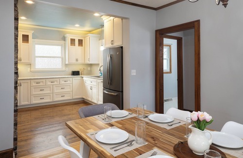 Ericsson House | Home Away from Home/Fast Internet/Keyless Entry