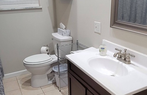 Ypsilanti House | Home Away From Home