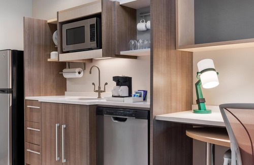 Florence Hotel | Home2 Suites Florence/Cincinnati Airport South, KY