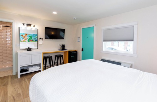 Sandusky South Hotel | HomeField Inn.