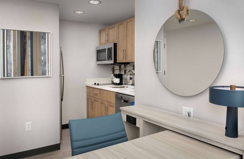 Fort Walton Beach - Destin Hotel | Homewood Suites by Hilton Destin
