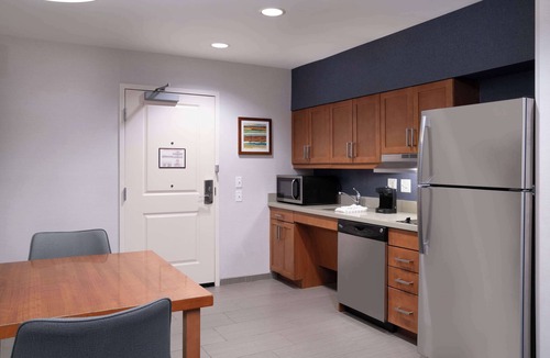 Nashua Hotel | Homewood Suites by Hilton Gateway Hills Nashua