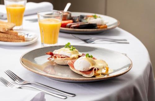 Croxdale Hotel | Honest Lawyer Hotel