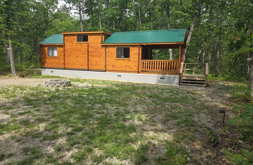 Rogers City Cabin | Honey Bee Farms Secluded Cabin Near Lake Huron