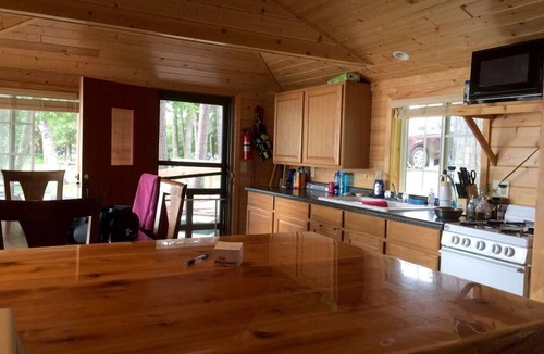 Outing Cabin | HONEYMOON CABIN FOR RENT ON BEAUTIFUL LAKE ROOSEVELT.