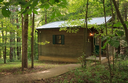 Logan Cottage | Honeysuckle Cottage at The Inn & Spa at Cedar Falls
